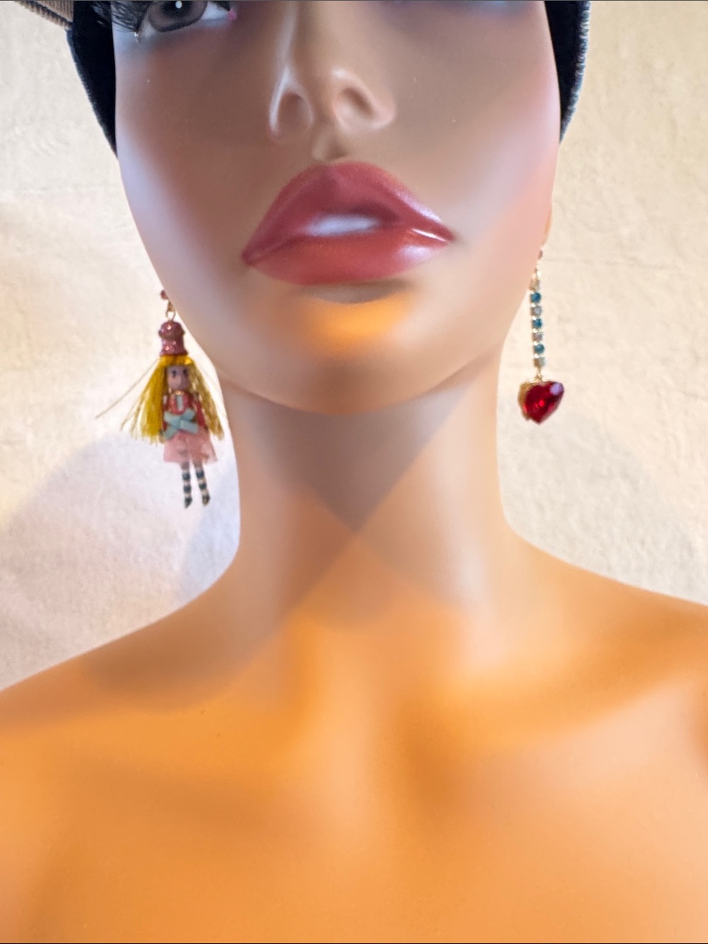 BETSEY JOHNSON Asymmetric Red Heart & Doll Drop Earrings - Fashion Women Jewelry